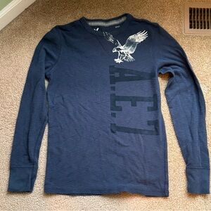American Eagle Outfitters Men's Navy Graphic Long Sleeve Shirt
